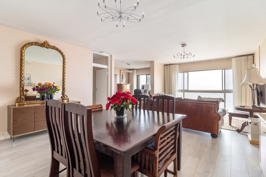 2 Bedroom Property for Sale in Sea Point Western Cape